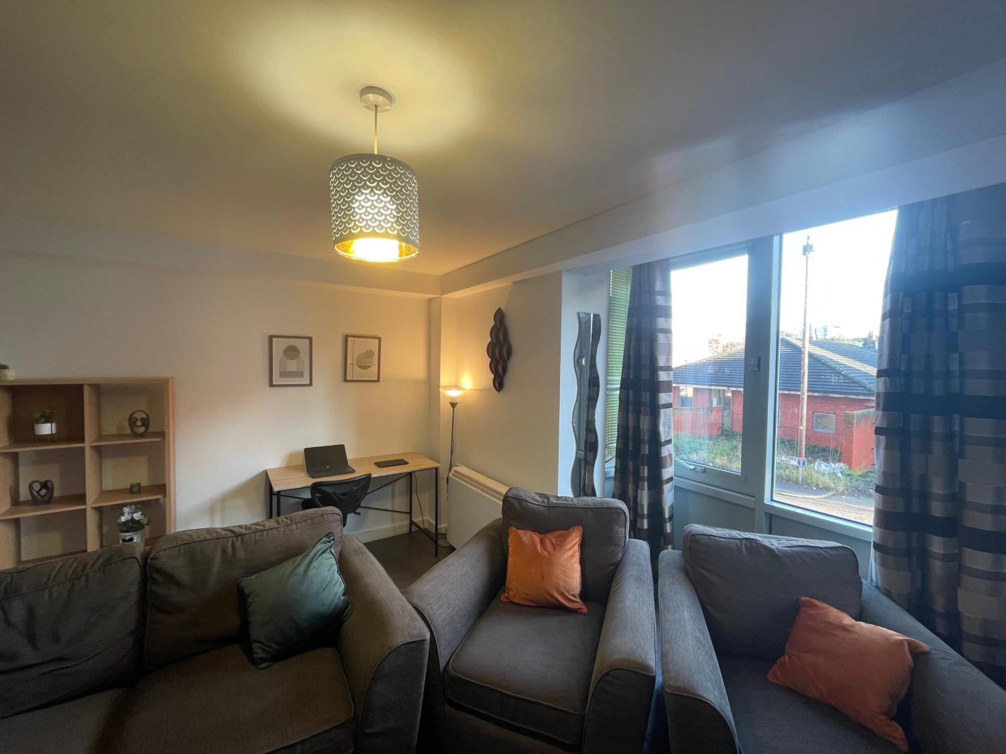 Business & Leisure City Centre 2 Bed En-Suite Apartment With Free Parking And Netflix Coventry Exterior photo